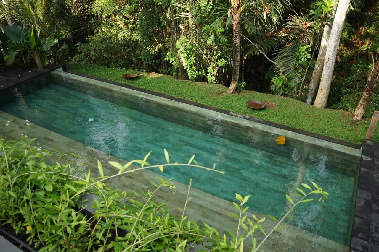 Six Cubes Ubud Hotel ภายนอก รูปภาพ