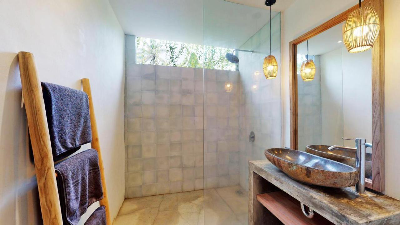 Six Cubes Ubud Hotel ภายนอก รูปภาพ